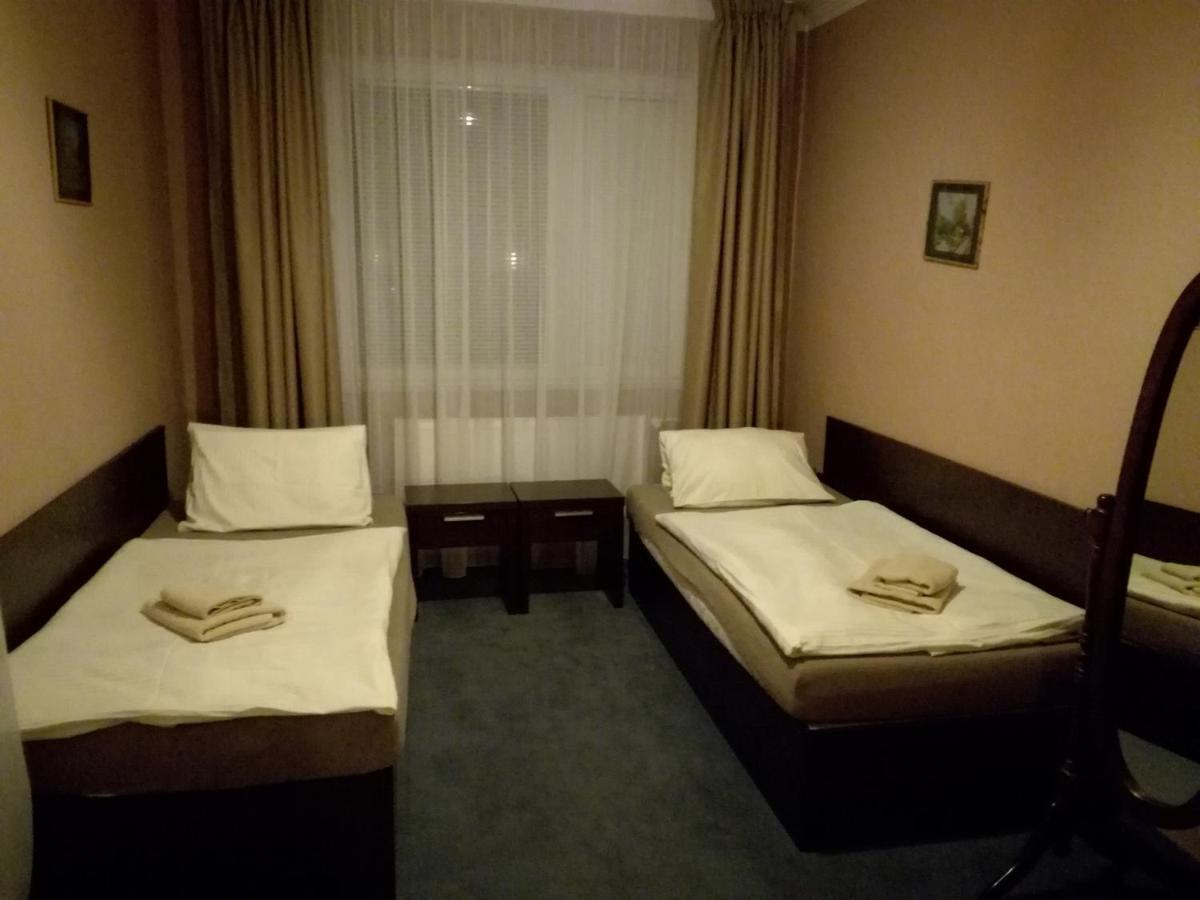 Garni Hotel Anne-Mary Piest'any Eksteriør bilde